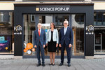Vor dem SCIENCE POP-UP in Darmstadt Vor dem SCIENCE POP-UP in Darmstadt