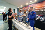 Federal Minister of Research Dorothee Bär visited the GSI/FAIR booth with ESA astronauts Alexander Gerst and Matthias Maurer and polar researcher Stefanie Arndt. Jutta Leroudier, public relations department at GSI/FAIR, explained the research activities.