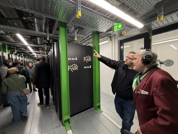 Insight into the GSI/FAIR Green IT Cube during the Open Data Center Day (TdoRZ)