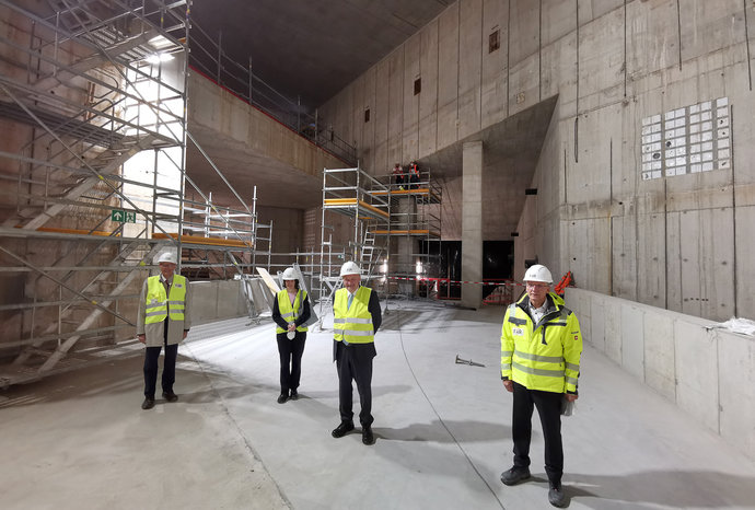 Walk-through of the central transfer building and the underground accelerator tunnel