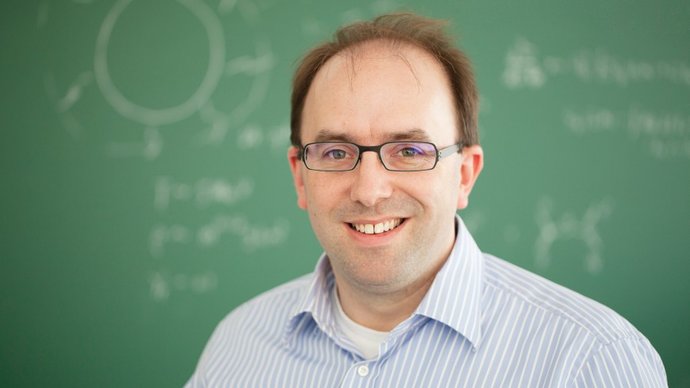 Professor Achim Schwenk von der Technischen Universität Darmstadt