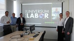 Die Gäste wurden empfangen von Professor Thomas Nilsson, dem Wissenschaftlichen Geschäftsführer von GSI und FAIR, der online zugeschaltet war, und der Administrativen Geschäftsführerin von GSI und FAIR, Dr. Katharina Stummeyer.