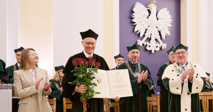Prof. Paolo Giubellino während der Verleihung.