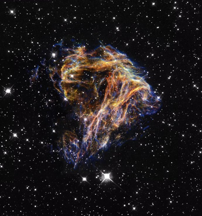Dieses Bild zeigt einen Supernova-Überrest, der vermutlich einen Magnetar erzeugt hat.