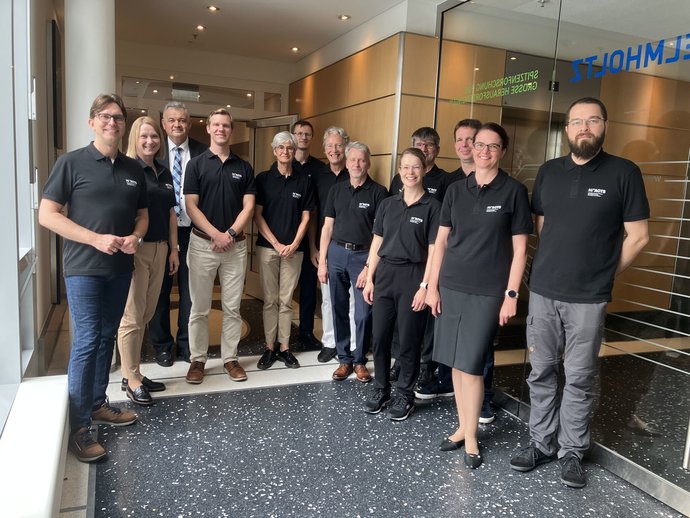 Gruppenbild der Zentrenvertreter*innen