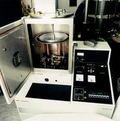 Edwards Auto 306 with evaporation wheel for SHIP experiment: thermal evaporation On the picture you see an Edwards Auto 306 evaporation plant with a evaporation wheel. The plant is equipped with thermal evaporation.